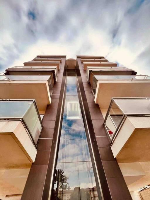 Apartamento Centrico Con Plaza De Garaje Y Piscina Múrcia Exterior foto